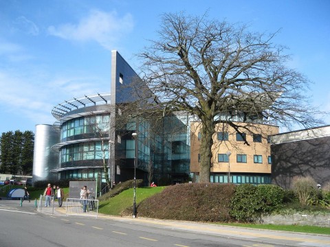 มหาวิทยาลัย Swansea 2 image