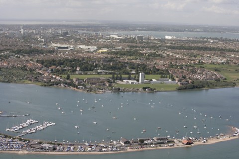 มหาวิทยาลัย Portsmouth 3 image